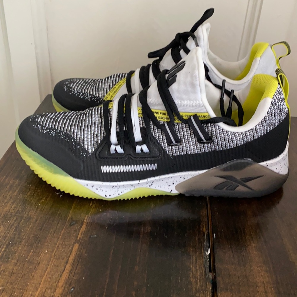Reebok men’s JJ III cross trainer
